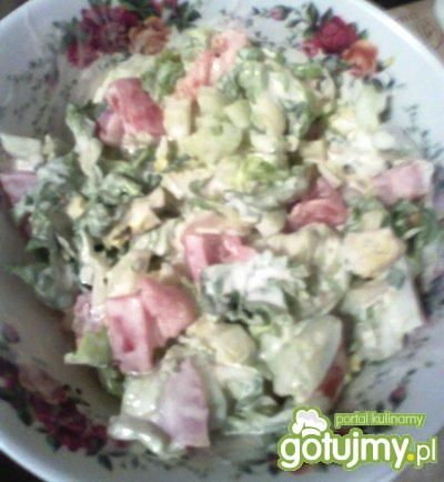 warzywna sałatka ze śmietaną