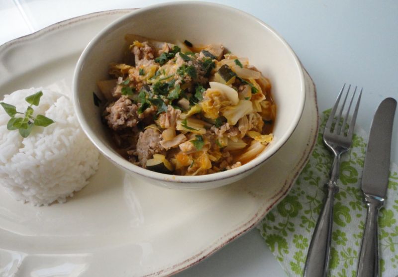 Warzywne danie jednogarnkowe z kurczakiem