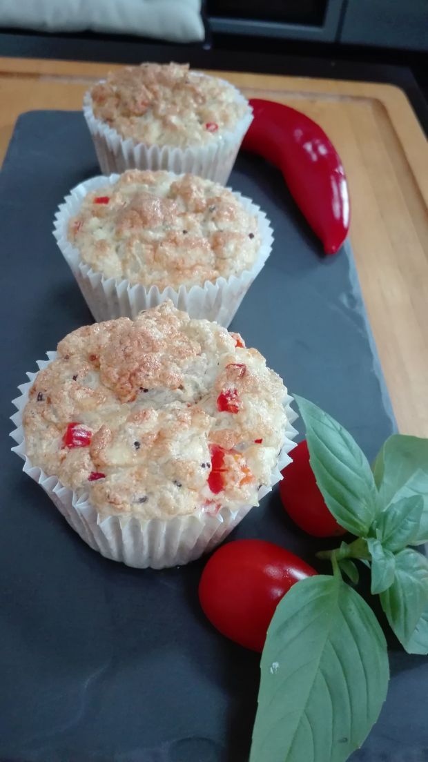 Warzywne muffinki z serem feta Warzywne muffinki z serem feta