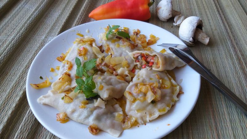 Warzywno - grzybowe pierogi Bożeny  Warzywno - grzybowe pierogi Bożeny