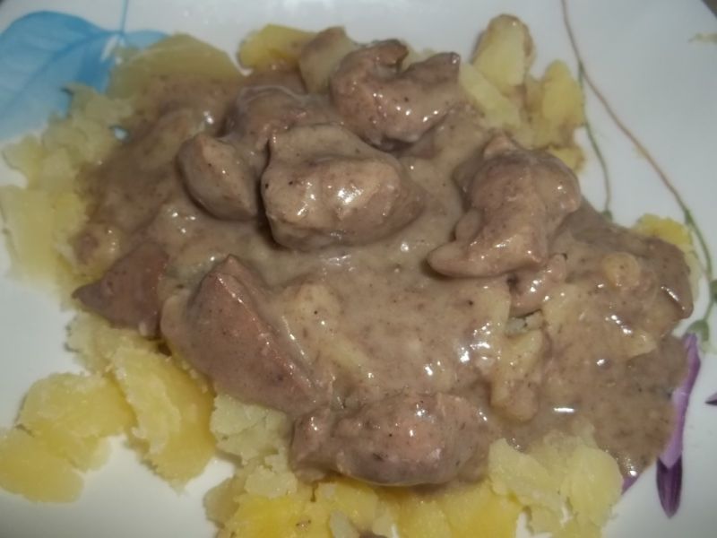 Wątróbka drobiowa podsmażana Wątróbka drobiowa podsmażana