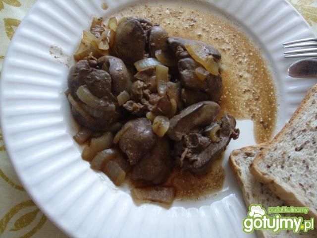 Wątróbka drobiowa w winie