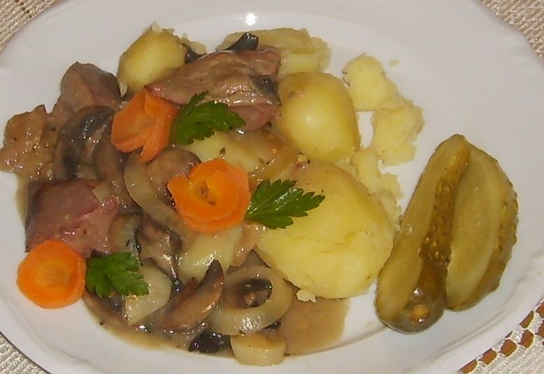 Wątróbka w sosie Wątróbka w sosie