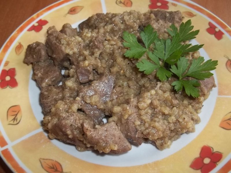 Wątróbka wieprzowa w kaszy Wątróbka wieprzowa w kaszy