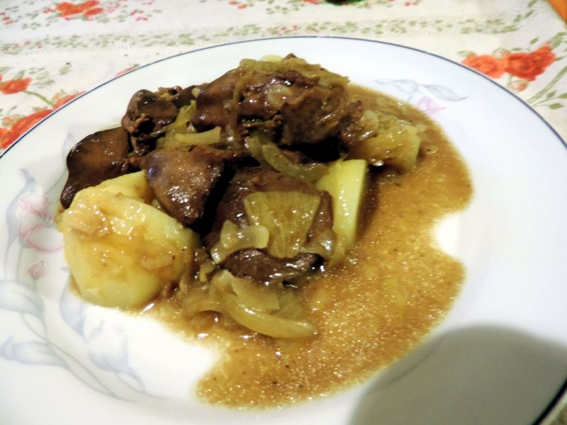 Wątróbka z cebulką