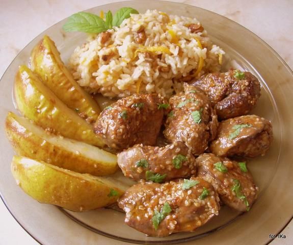 Watróbka z gruszkami