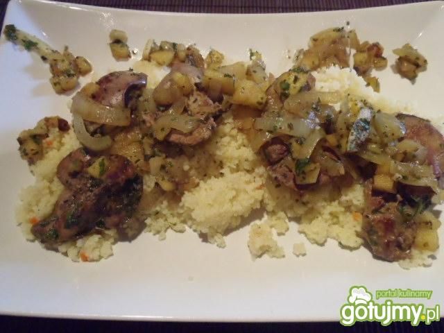 Wątróbka z jabłkiem i cebulką 2