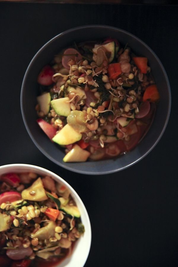 Wegański bigos warzywny z białkową lekką wkładką