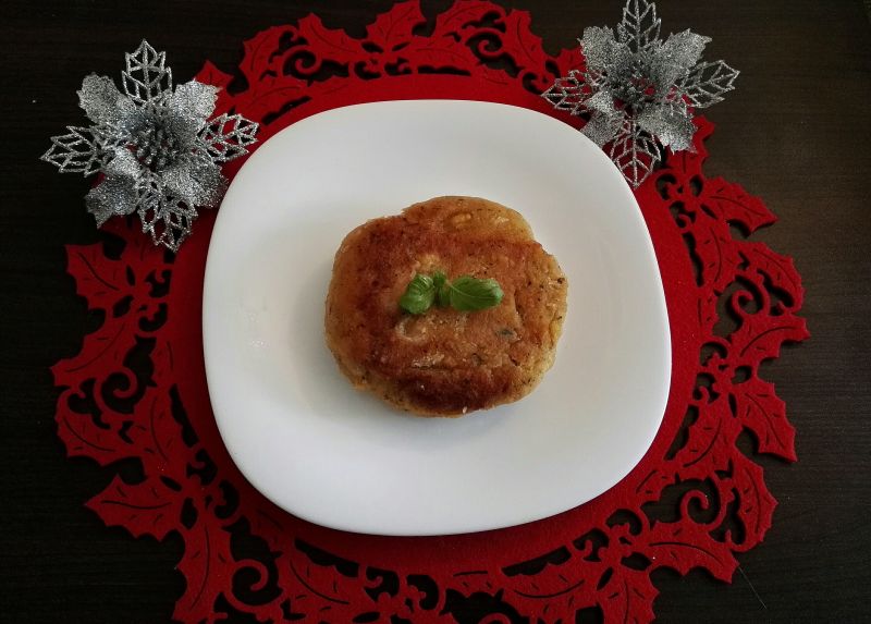 Wegańskie kotlety z ciecierzycy i kukurydzy