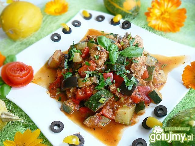 Wegańskie leczo z bakłażanem