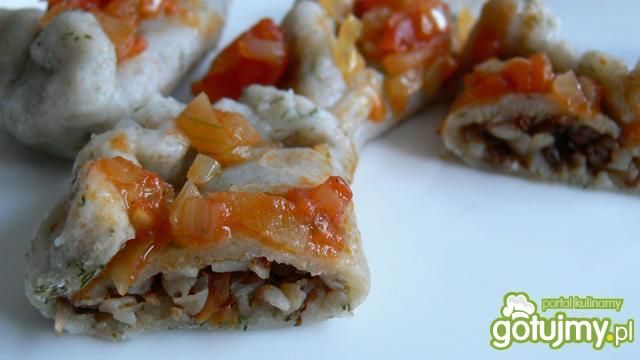 Wegańskie pierogi z kaszą gryczaną Wegańskie pierogi z kaszą gryczaną