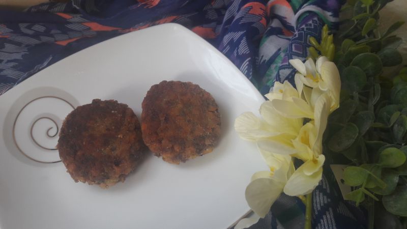 Wege kotleciki z soczewicy i pieczarek Wege kotleciki z soczewicy i pieczarek