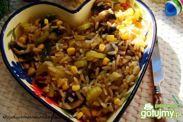 Wegetariański obiadek z ryżem i selerem 