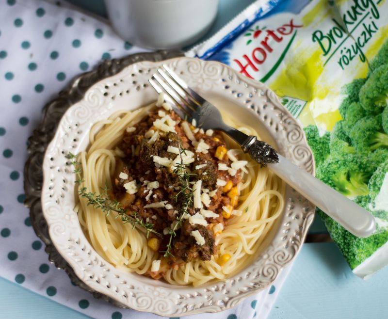 Wegetariańskie spahetti "bolognese"
