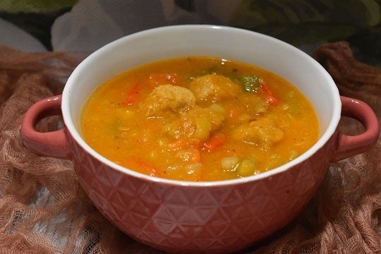 Węgierska zupa z ziemniakami