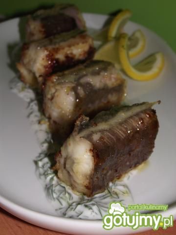 Węgorz w sosie koperkowym