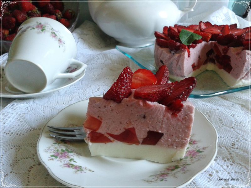 White-red-pink- sernik na zimno w wersji light