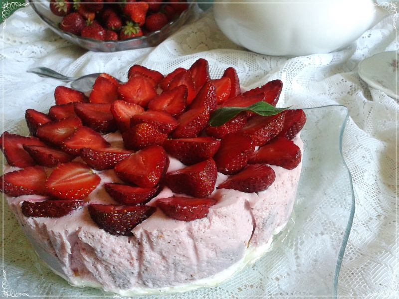 White-red-pink- sernik na zimno w wersji light