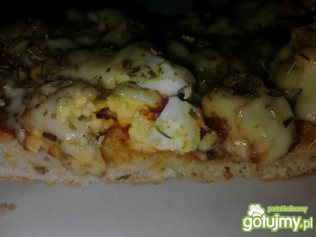 Wiejska pizza. Wiejska pizza.