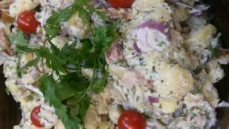 Wiejska sałatka kartoflana