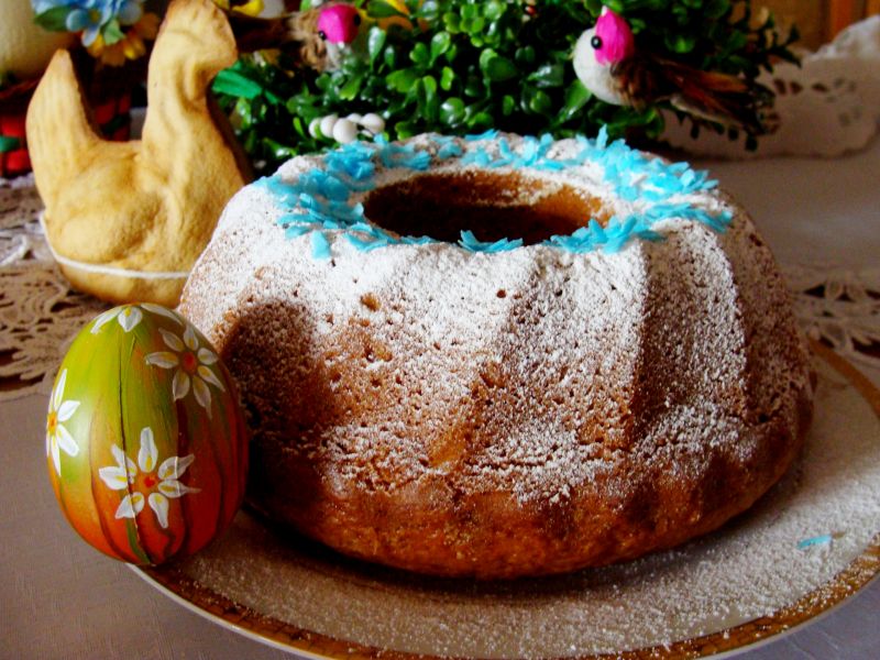 Wielkanocna babka cytrynowa
