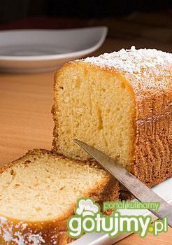 Wielkanocna babka drożdżowa