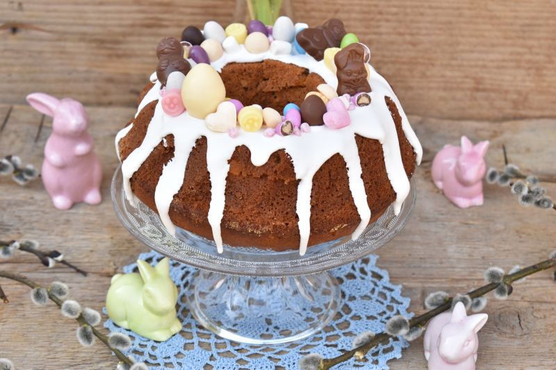 Wielkanocna babka kajmakowa z lukrem Wielkanocna babka kajmakowa z lukrem