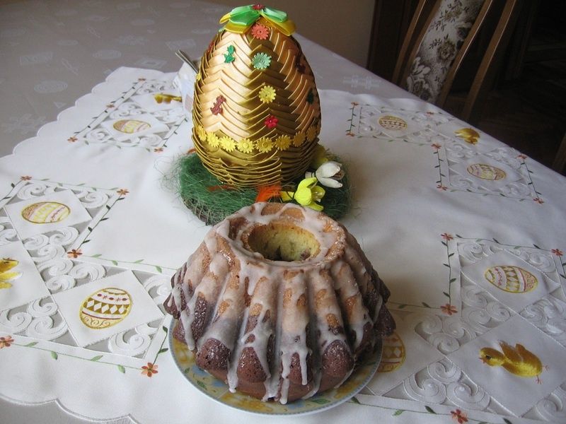 Wielkanocna babka marmurkowa