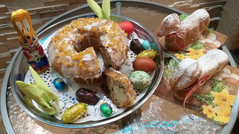 Wielkanocna babka z czekoladą Wielkanocna babka z czekoladą