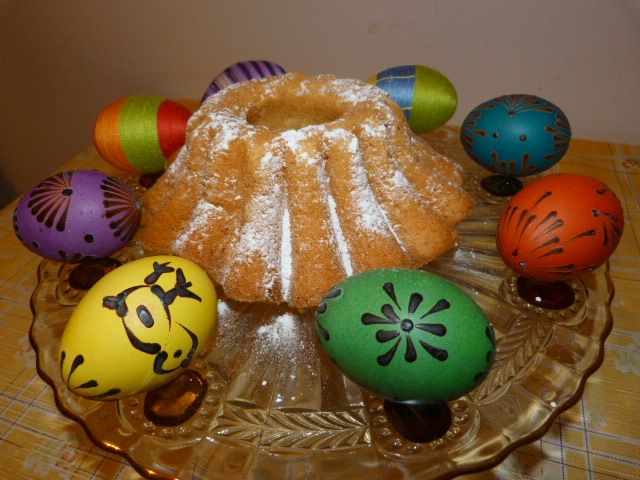 Wielkanocna babka z majonezem Wielkanocna babka z majonezem