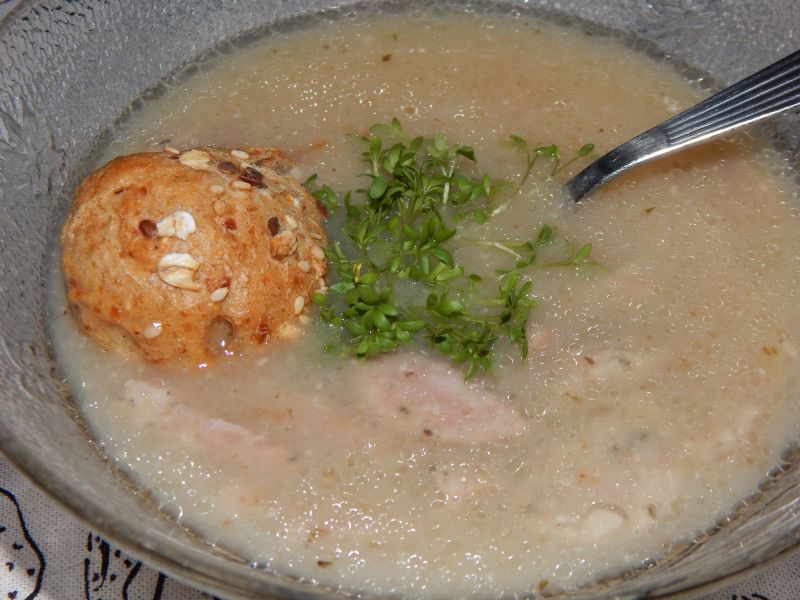 Wielkanocna zupa chrzanowa bez zakwasu Wielkanocna zupa chrzanowa bez zakwasu