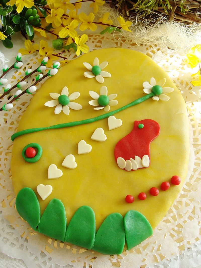 Wielkanocne jajo marcepanowe Wielkanocne jajo marcepanowe