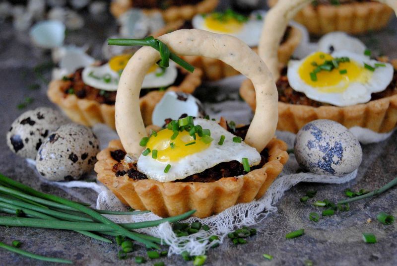 Wielkanocne tartaletki na ciepło 