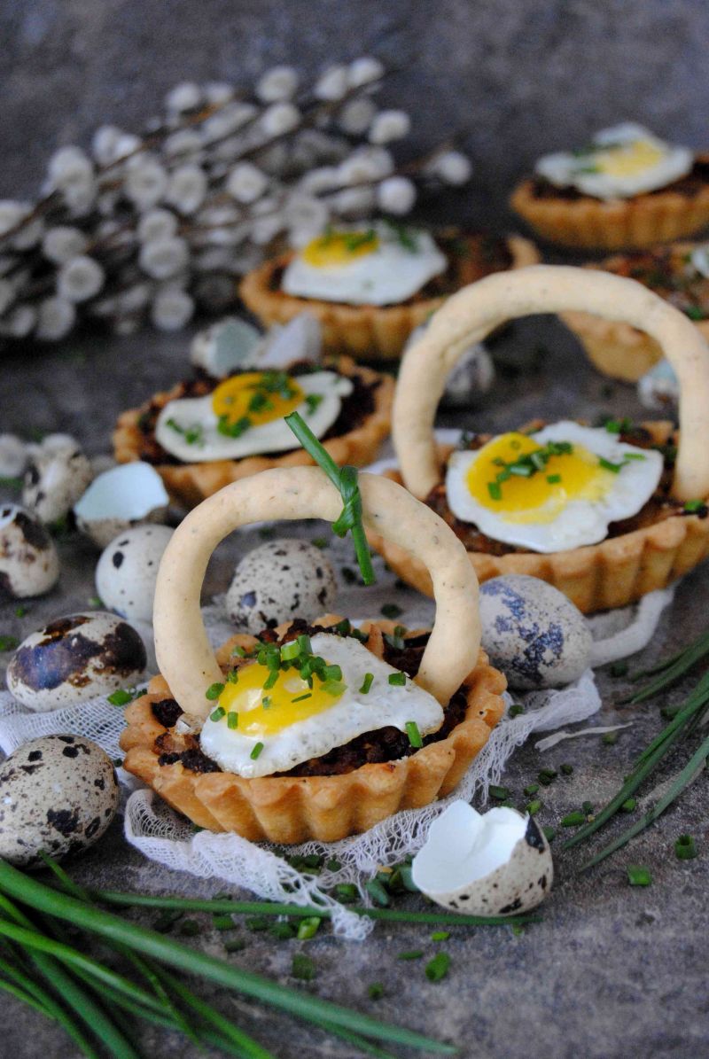 Wielkanocne tartaletki na ciepło 