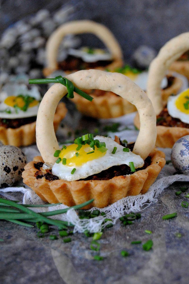 Wielkanocne tartaletki na ciepło 