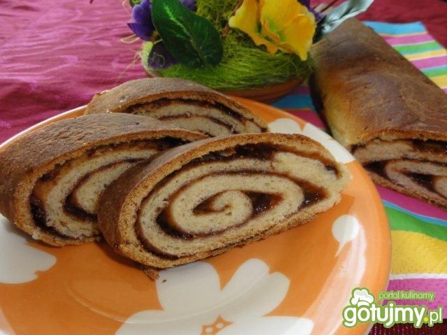 Wielkanocne zawijane z powidłami  Wielkanocne zawijane z powidłami