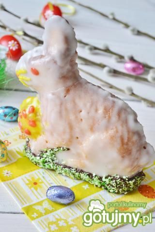 Wielkanocny jogurtowy zajączek Wielkanocny jogurtowy zajączek