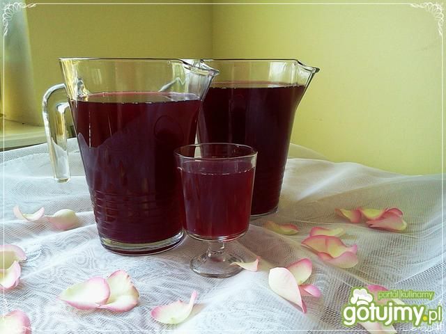 Wieloowocowy kompot z syropem klonowym