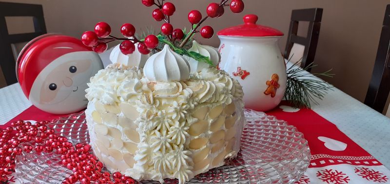 Wieniec z białym makiem i masłem orzechowym