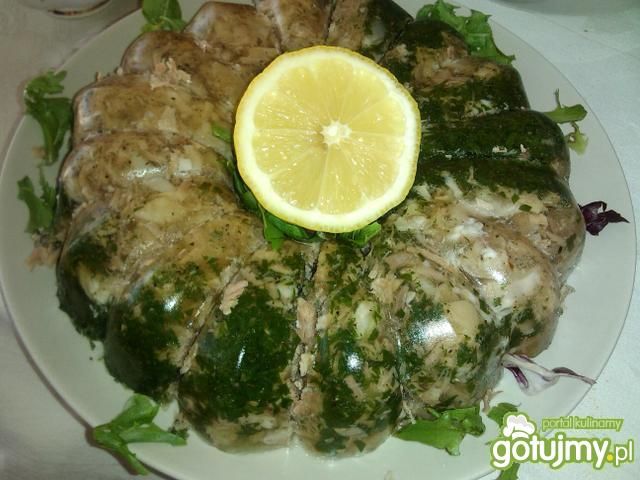 Wieprzowa galareta z natką pietruszki