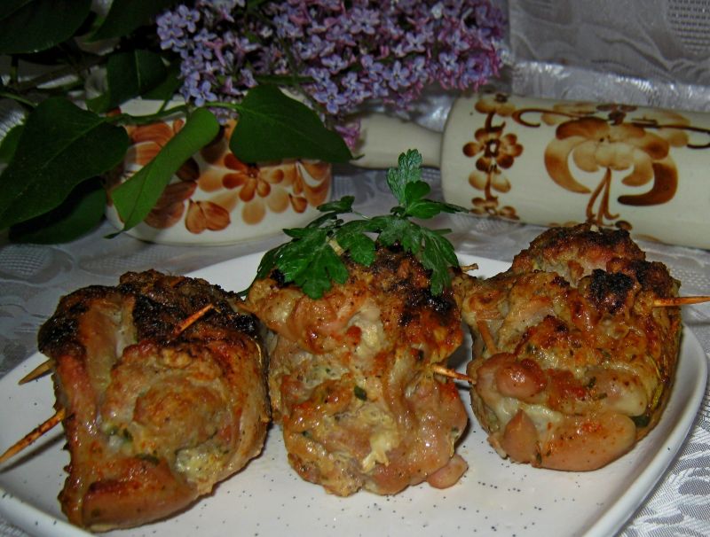 Wieprzowa łopatka w kurczakowej nodze