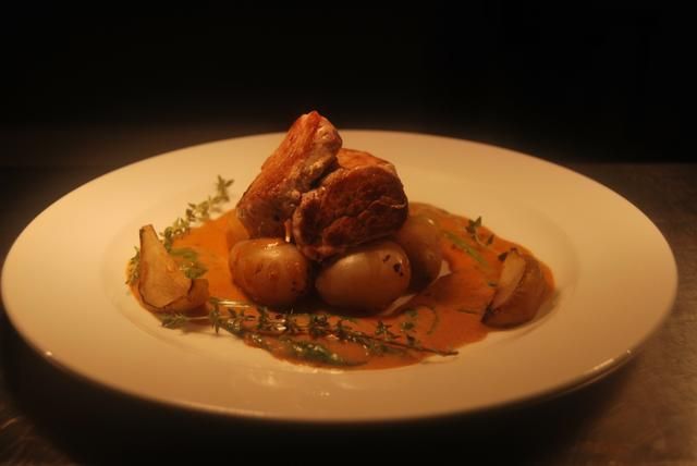 Wieprzowe Medaliki   w Sosie Tymiankowym