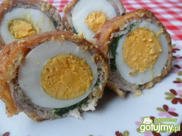 Wieprzowe roladki z jajkiem