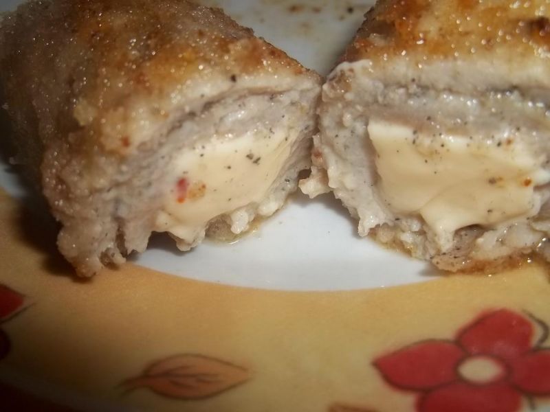 wieprzowe roladki z serkiem topionym wieprzowe roladki z serkiem topionym