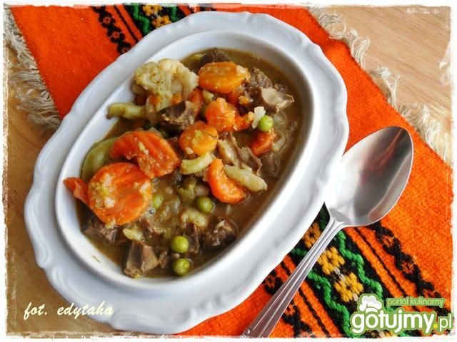 Wieprzowe serca w warzywach