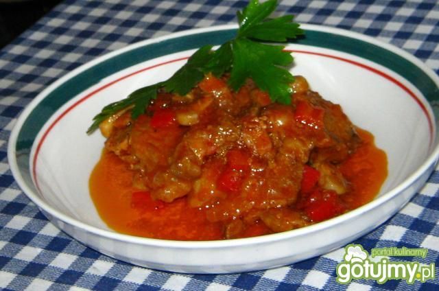 Wieprzowina w sosie z papryką Wieprzowina w sosie z papryką