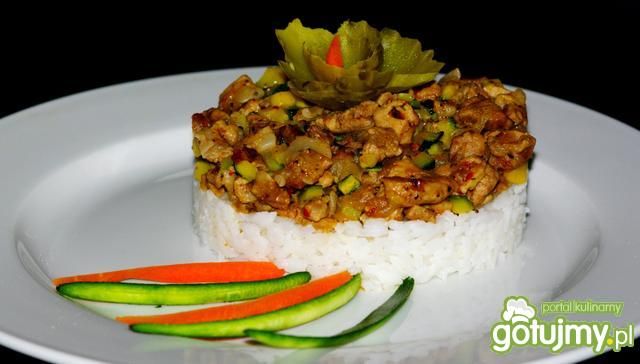 Wieprzowina z cukinią Wieprzowina z cukinią