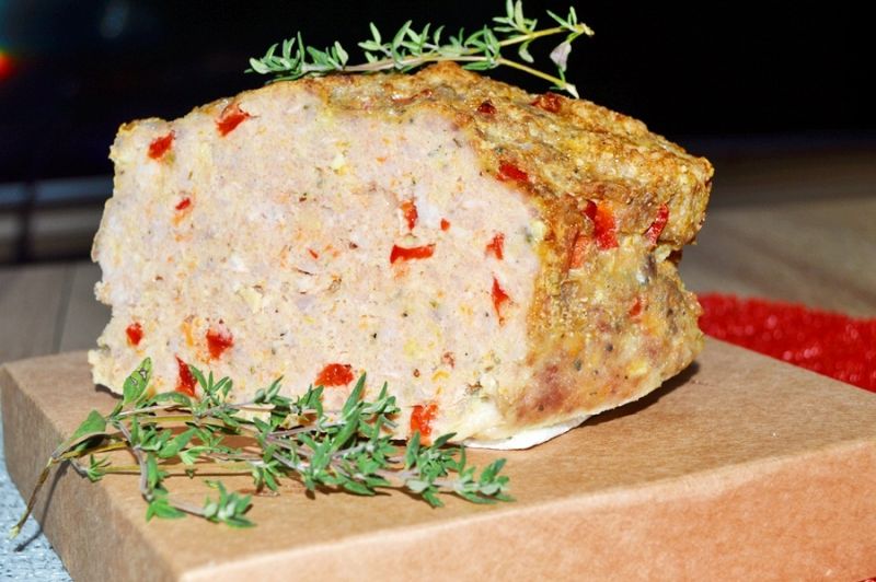 Wieprzowo-wołowa pieczeń z warzywami Wieprzowo-wołowa pieczeń z warzywami