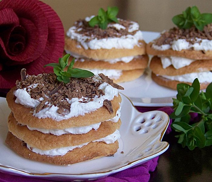 Wieżyczki straciatella Wieżyczki straciatella