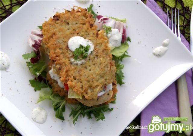 Wieżyczki z piersi kurczaka i placków Wieżyczki z piersi kurczaka i placków